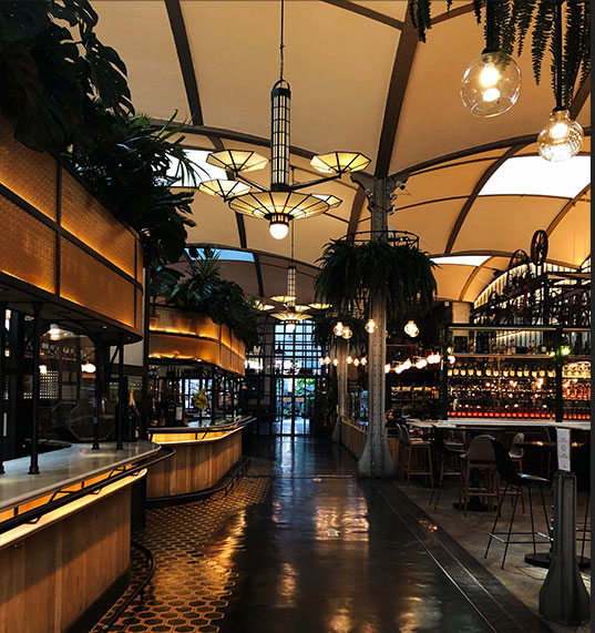 service restaurant deesign main image